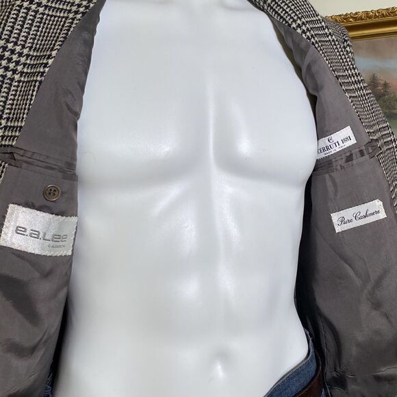 Nino Cerrutti 1881 Cashmere Houndstooth Blazer Made in Italy - Picture 6 of 13